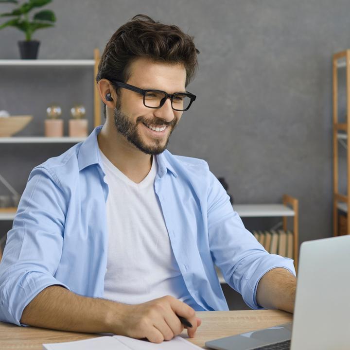 Actual product image Hama Freedom Buddy II (NC, 16 h, Wireless)