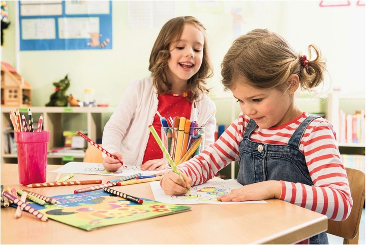 Produktbild STABILO EASYcolors ergonomischer Buntstift für Rechtshänder (Mehrfarbig, 12 x)
