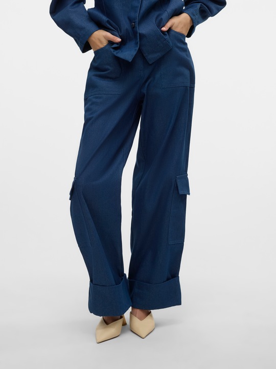Actual product image Vero Moda VMCARLA High waist cargo trousers Trousers (XL)
