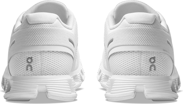 Actual product image On Running Cloud 5 (40.5)