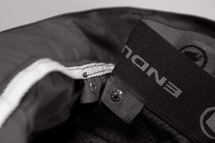 Actual product image Endura Hummvee Chino Shorts with Inner Short (XL)