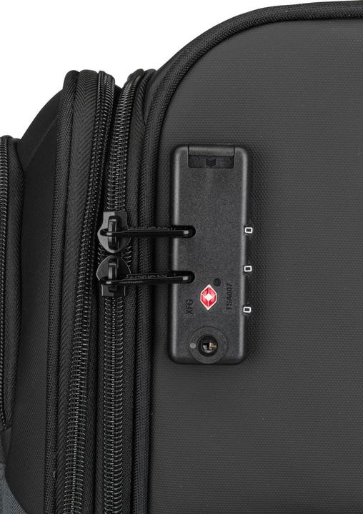 Actual product image American Tourister Suitcase & Trolley Daring Dash Spinner M EXP (67 l, M (50 - 90l))