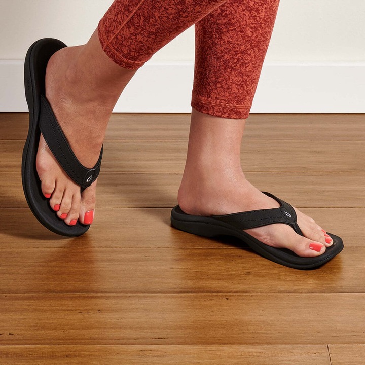 Actual product image OluKai 'OHANA (40)