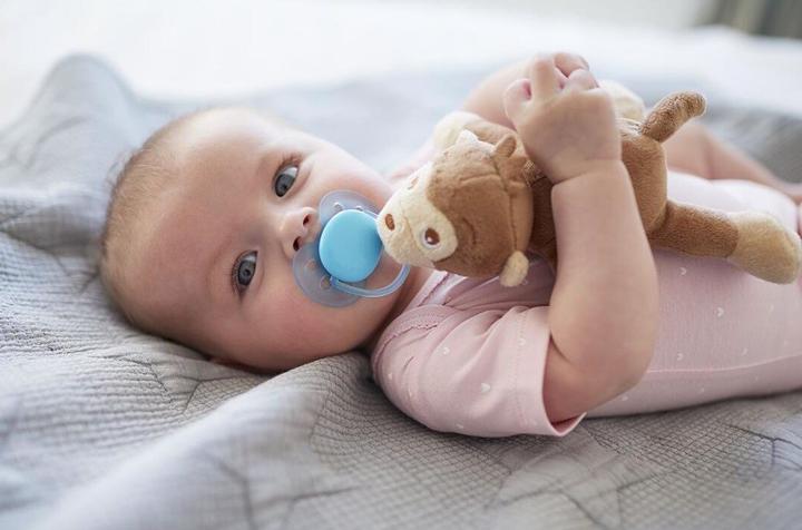 Actual product image Philips Avent Snuggle Monkey (1 x, from birth)