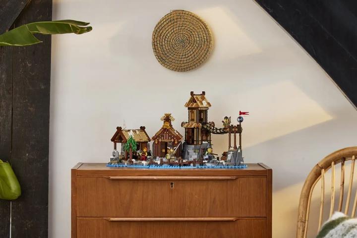 Produktbild LEGO Wikingerdorf (21343, LEGO Ideas, LEGO Seltene Sets)
