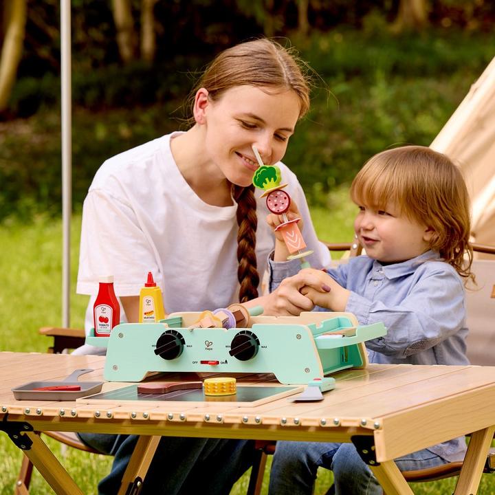 Actual product image Hape Grill with cast iron pan