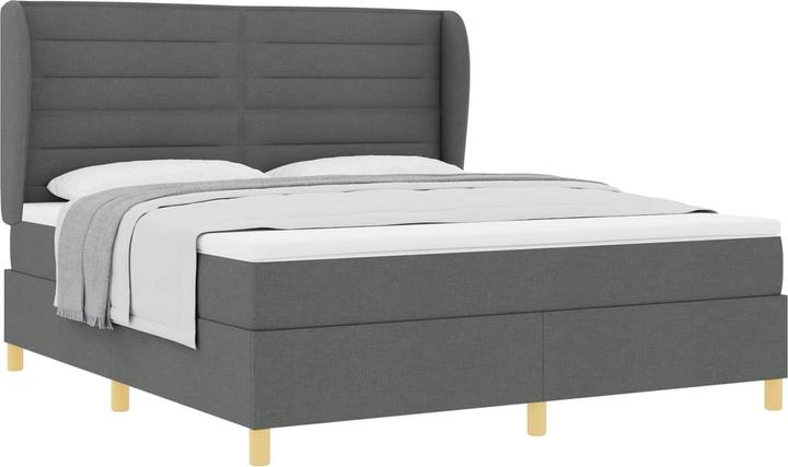 Gris foncé