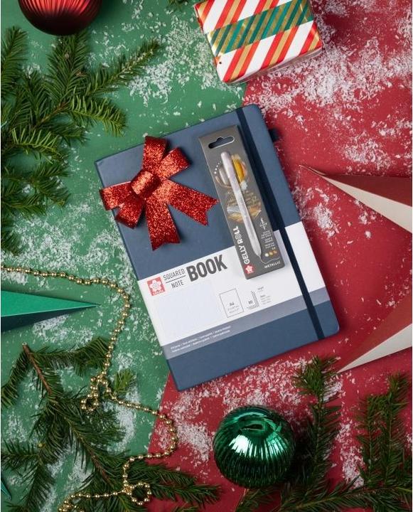 Actual product image Sakura Notizbuch A4 kariert, dunkelindigo Hardcover 160 Seiten (A4, Checked, Hardcover)