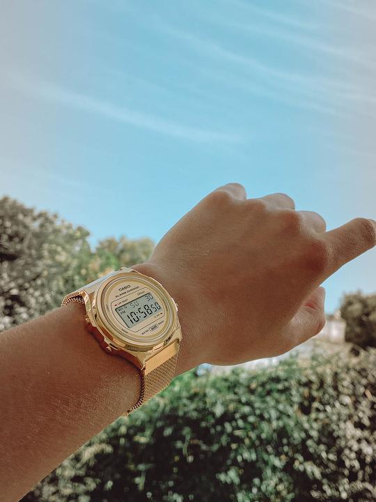 Actual product image Casio Vintage - A171WEMG-9AEF (Watch with gemstone, 36.60 mm)