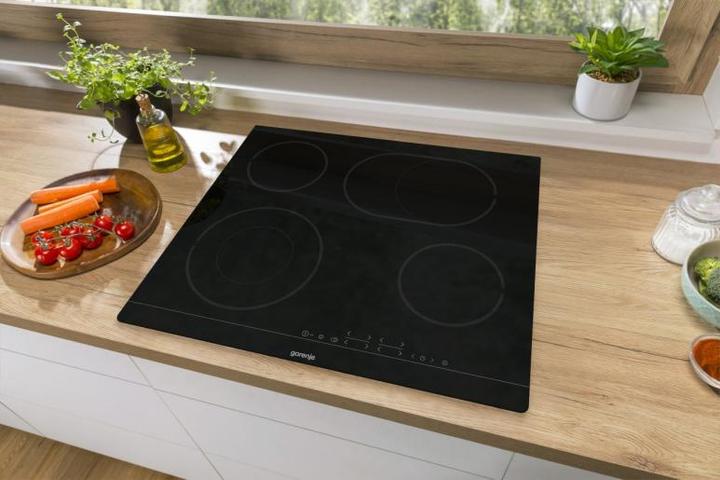 Image du produit Gorenje ECT643BSC (59.50 cm, Table de cuisson en vitrocéramique)
