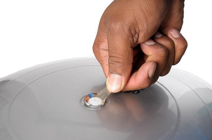 Produktbild Ledraplastic Stöpselheber für grosse Gymnastikbälle