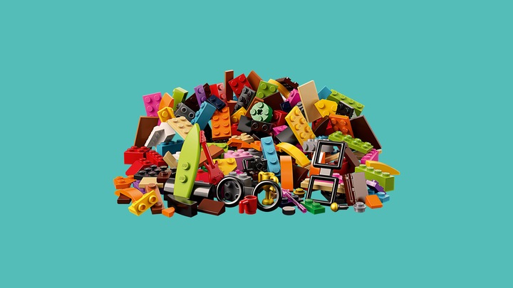 Actual product image LEGO Go Brick Me (41597, LEGO Brickheadz)