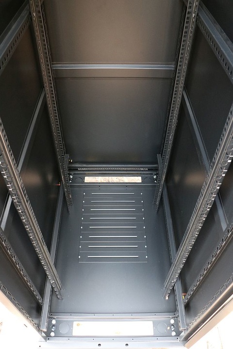 Actual product image Extralink 42U 800mm floor cabinet black (42 RU, 19 inch rack)