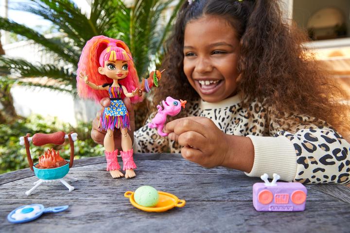 Actual product image Cave Club Wild About Bbqs Playset + Emberly Doll