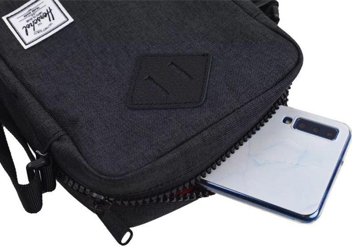 Actual product image Herschel Heritage Crossbody Black Crosshatch