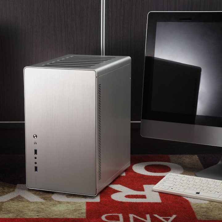 Actual product image Jonsbo RM2 (mATX, Mini-ITX, ATX)