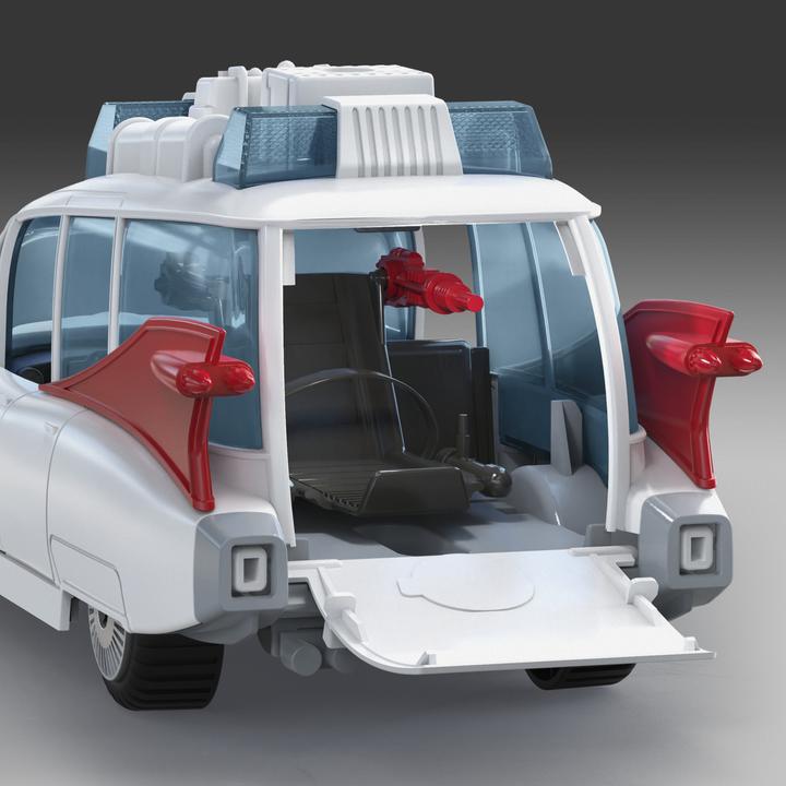 Actual product image Hasbro The Real Ghostbusters: ECTO-1 - Kenner Classics