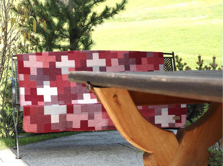 Actual product image Eskimo Swiss cross (150 x 200 cm)