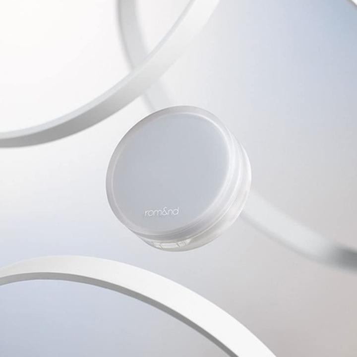 Immagine prodotto Rom&Nd Nu Zero Cushion Finitura semi opaca ad alta copertura e lunga durata 05 Sand 25 - Fondotinta (05 sabbia25)