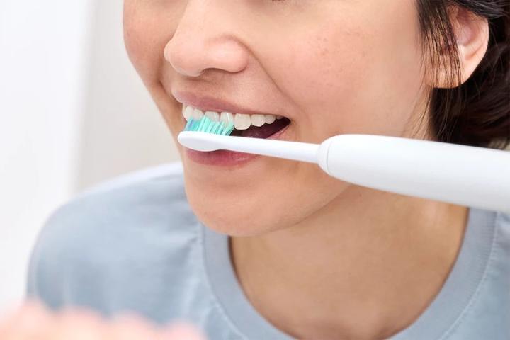 Actual product image Philips Sonicare ProResults (8 x)