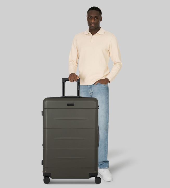 Actual product image Police 4 Rollen Trolley 74 cm mit Dehnfalte (96 l)