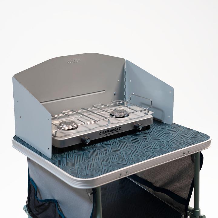 Actual product image Quechua Adjustable windbreak for camping kitchen table
