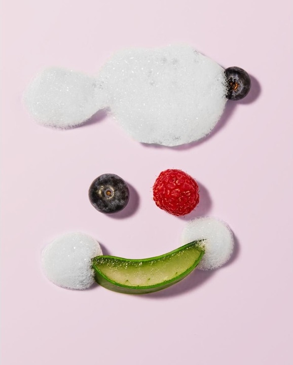 Immagine prodotto NIVEA Doccia e Shampoo 2in1 per bambini al profumo di frutti di bosco (500 ml)