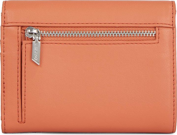 Actual product image MGA Na