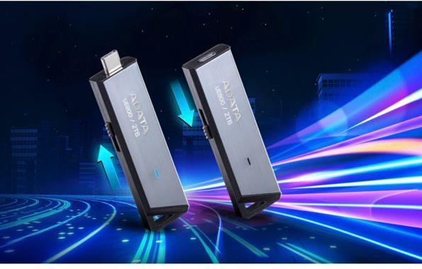 Actual product image Adata UE800 (2000 GB, USB-C)