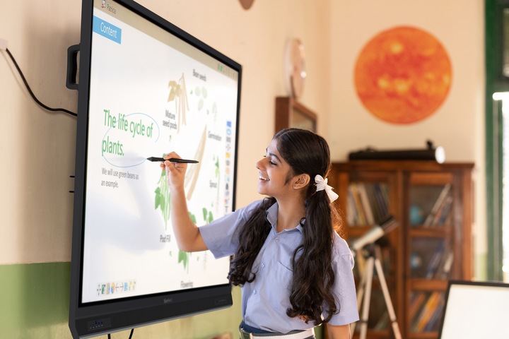 Actual product image Viewsonic IFP6552-1B Touch Screen Monitor (65 Inch) Pixel Dual Touch (3840 x 2160 Pixels, 65")