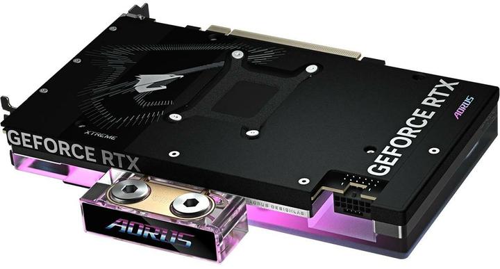 Produktbild Gigabyte AORUS GeForce RTX 5080 XTREME WATERFORCE WB (16 GB)