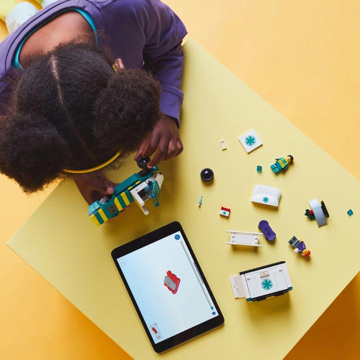 Produktbild LEGO Rettungswagen (LEGO City)