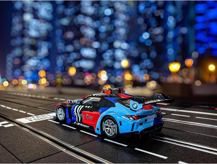 Produktbild Carrera BMW Safety Car