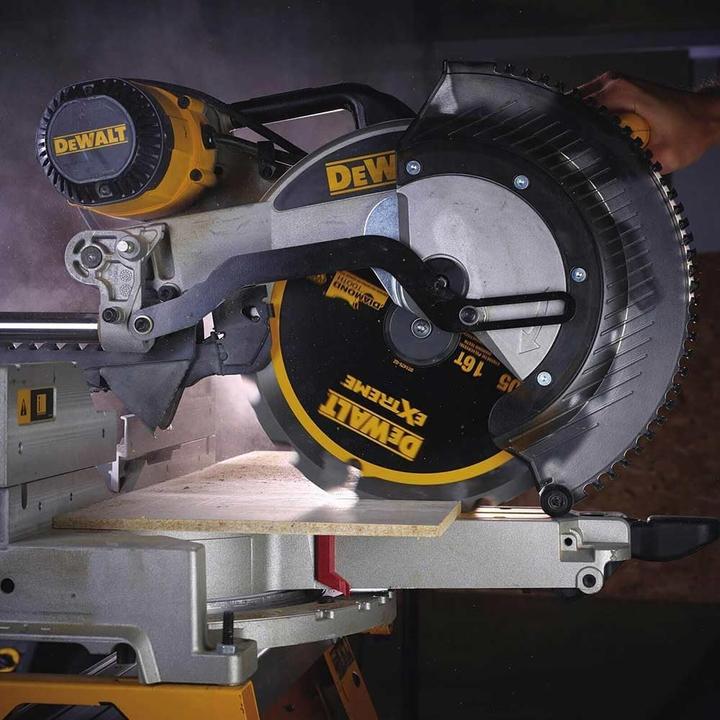 Productafbeelding DeWalt Cirkelzaagblad PCD 216/30mm 8Z