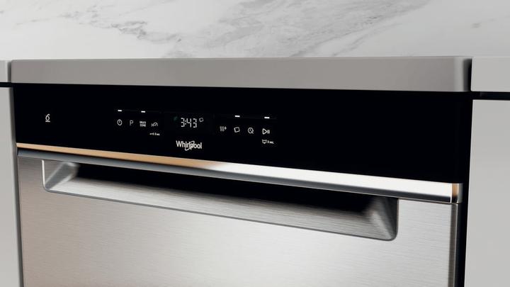 Actual product image Whirlpool WFO 3T142 X