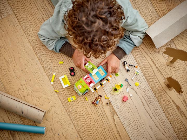 Image du produit LEGO Voiture recyclée (41712, LEGO Friends)