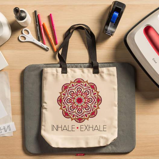 Image du produit Cricut Pellicule thermocollante Éclaboussure d'encre infusible pour aquarelle