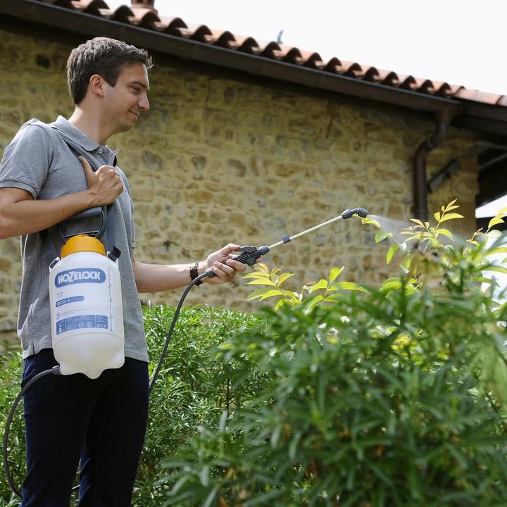 Produktbild Hozelock Standard Drucksprüher 7 l (7 l)