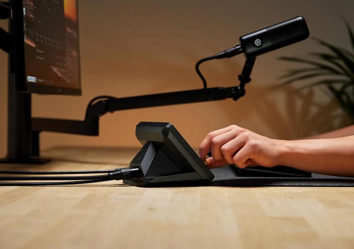 Actual product image Elgato XLR Dock for Stream Deck + (USB)