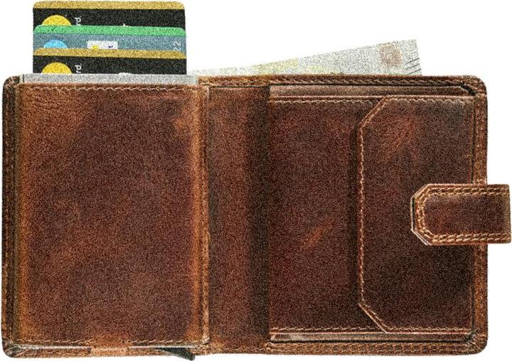 Actual product image Maverick Wallet Original Compact 9 x 12.3 cm, Brown