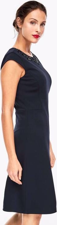 Produktbild s.Oliver Kleider (34)