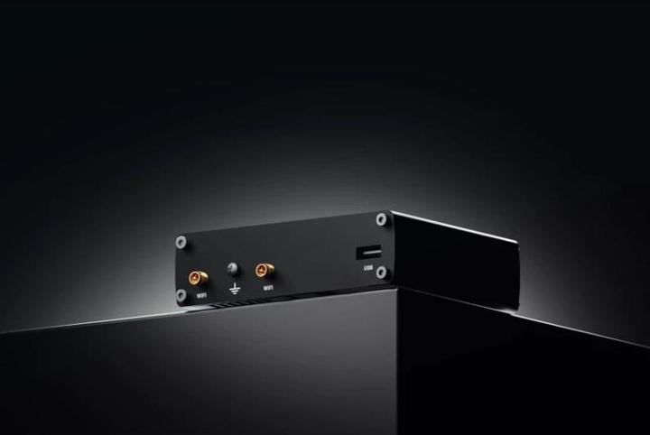 Actual product image Teltonika RUTM10