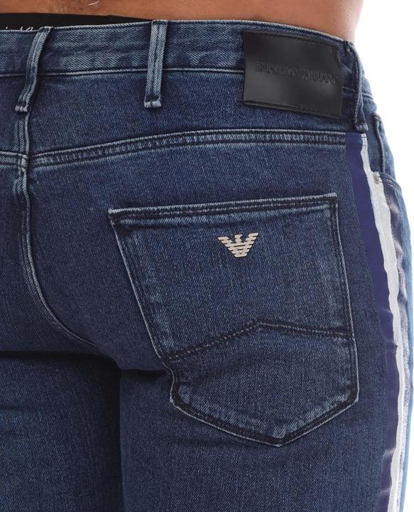 Actual product image Armani Exchange Mens J06 Slim Jeans (30)