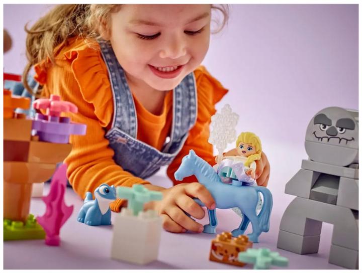 Produktbild LEGO Elsa und Bruni im Zauberwald (10418)