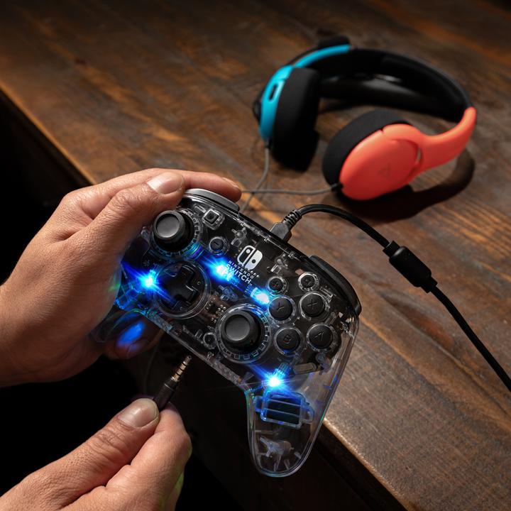 Productafbeelding PDP Afterglow Deluxe (Switch)