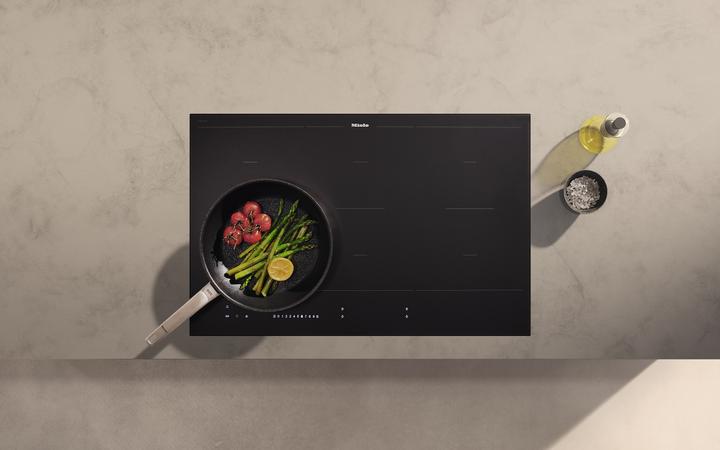 Actual product image Miele KM 7576 FL 125 Gala Ed