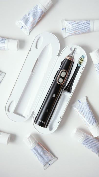 Actual product image 4Swiss Sensitive Care ST212 Golden Edition (Sonic toothbrush)