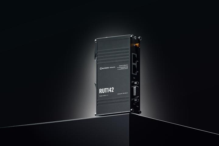 Produktbild Teltonika NETWORKS RUT142 RS232 Industrial Router