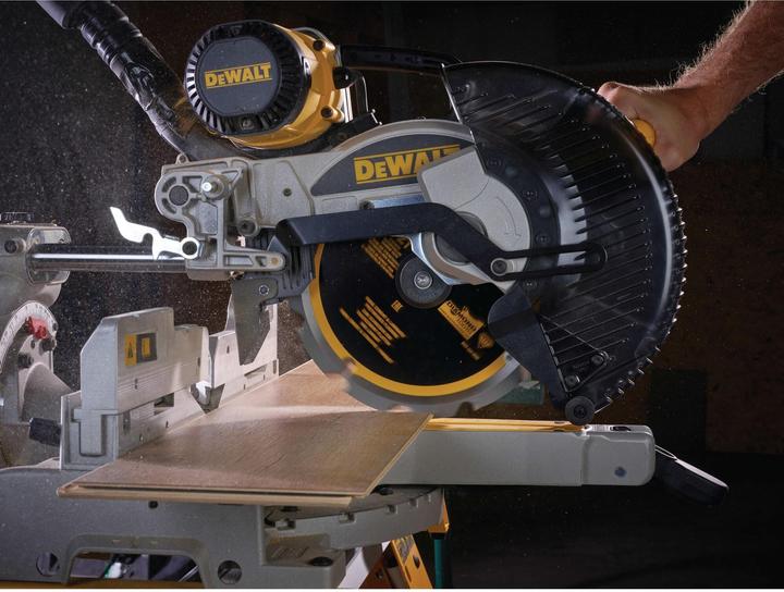 Image du produit DeWalt Lame de scie circulaire PCD 250/30mm 12Z