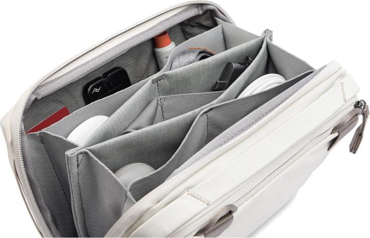 Actual product image Peak Design Tech Pouch (Camera case, 2 l)